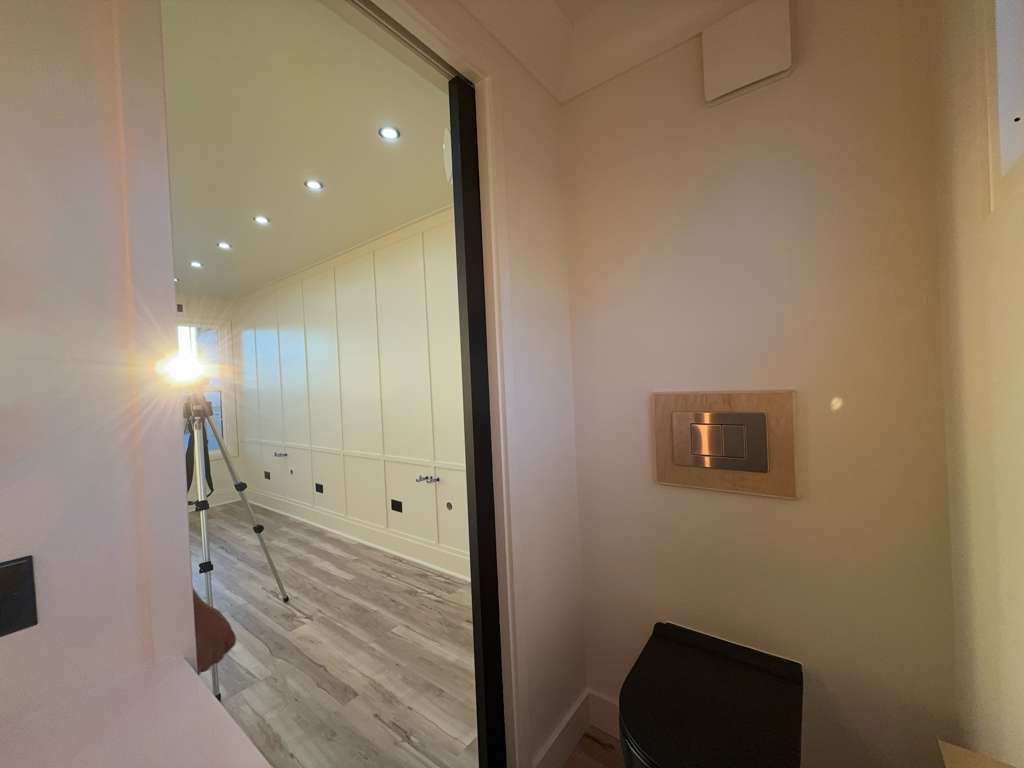 bathroom-living-room